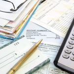 Jak dokonać wyboru zakład pogrzebowy? Kompendium dla osób w żałobie.